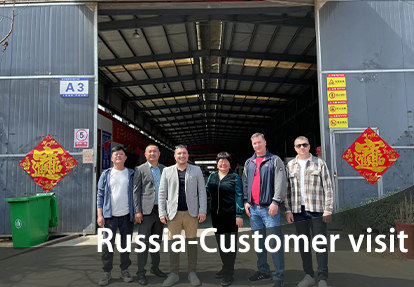 Russian customers visit China