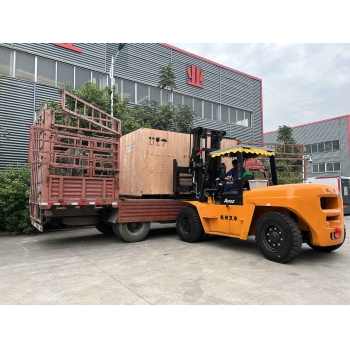  CNC lathe machine Packing & Shipping